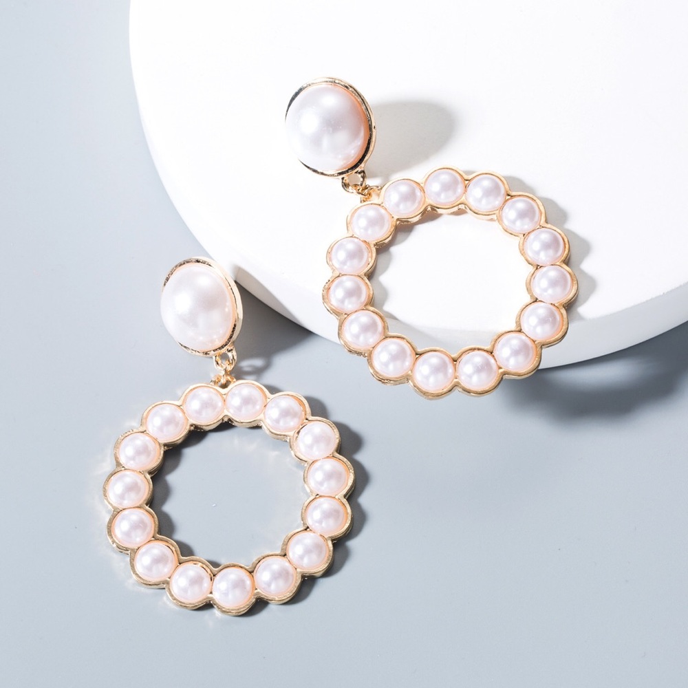 LAST PAIR! Pearl Statement Earrings ✨